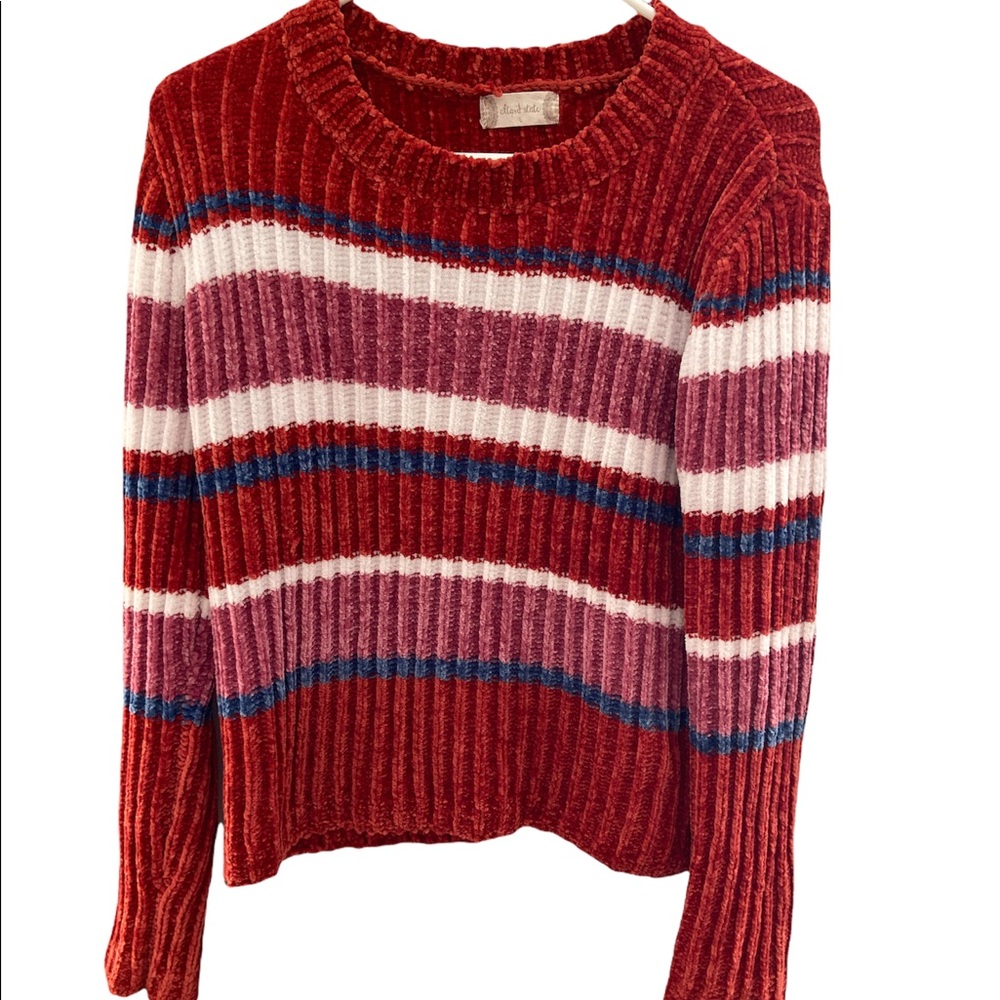 Altar’d state sweater. Large. Super soft.